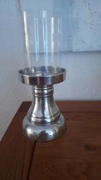 Mooie luxe rvs kandelaar/windlicht.
Hoogte 15cm., Huis en Inrichting, Woonaccessoires | Kandelaars en Kaarsen, Ophalen of Verzenden