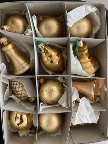 Kerst versieringen beschikbaar voor biedingen