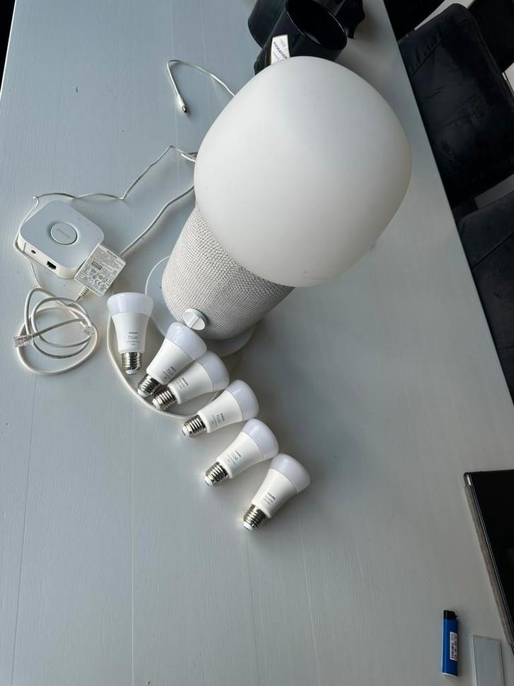 Ikea symphonics kleur lamp + Hue modem 6 kleur lampen, Huis en Inrichting, Lampen | Losse lampen, Zo goed als nieuw, Led-lamp
