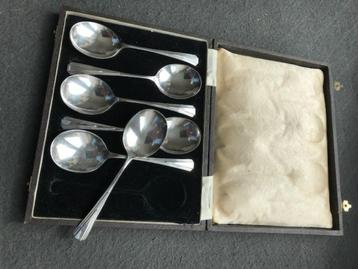 Set van zes EPNS verzilverde dessertlepels beschikbaar voor biedingen