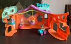 Mooi vintage Littlest Pet Shop Clubhuis met 4 figuren., Ophalen of Verzenden, Gebruikt