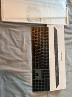 Apple magickeyboard met numlock, Computers en Software, Toetsenborden, Ophalen of Verzenden, Qwerty, Zo goed als nieuw, Draadloos