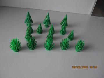 10 9v/12v LEGO DENNENBOMEN/STRUIKEN echt perfecte staat!! beschikbaar voor biedingen