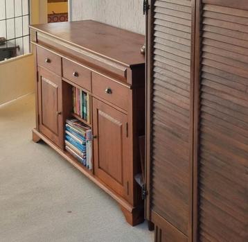 Dressoir  beschikbaar voor biedingen