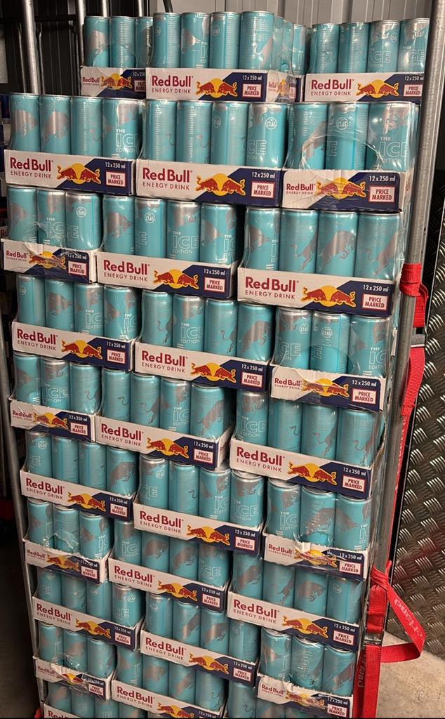 Red Bull Winter Edition – €24 per tray, Diversen, Levensmiddelen, Ophalen of Verzenden