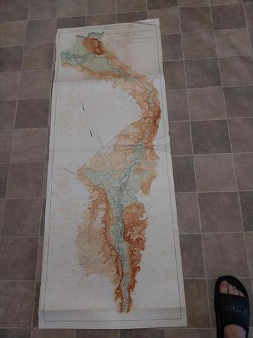 Map met kaarten de loop van Maas tot in België.. bijzonder!  beschikbaar voor biedingen