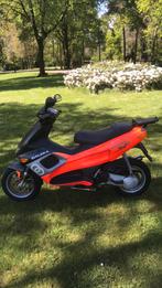 Gilera runner 50cc fluo rosso - 9793 KM - origineel - uniek, Fietsen en Brommers, Snorfietsen en Snorscooters, Gilera, Ophalen of Verzenden