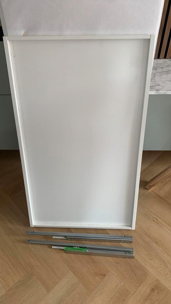 Uittrekbare plank 100 cm - KOMPLEMENT, Huis en Inrichting, Kasten | Kledingkasten, Zo goed als nieuw, Minder dan 100 cm, Minder dan 50 cm