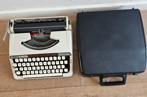Brother deluxe 900, Diversen, Typemachines, Zo goed als nieuw, Ophalen of Verzenden