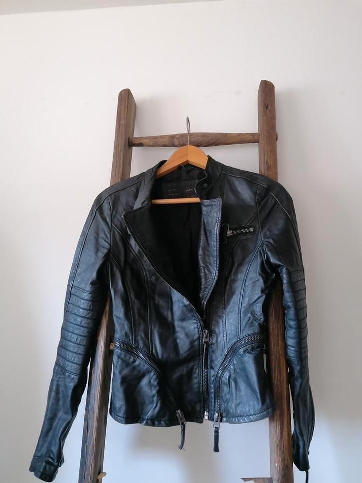Leren Zara bikerjack jas 36 S, Kleding | Dames, Jassen | Zomer, Zo goed als nieuw, Maat 36 (S), Zwart, Ophalen of Verzenden