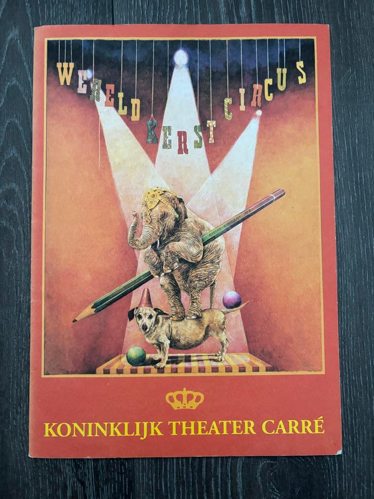 Wereldkerstcircus Carré 1997/1998 Programmaboek, Ophalen of Verzenden, Gelezen, Folder