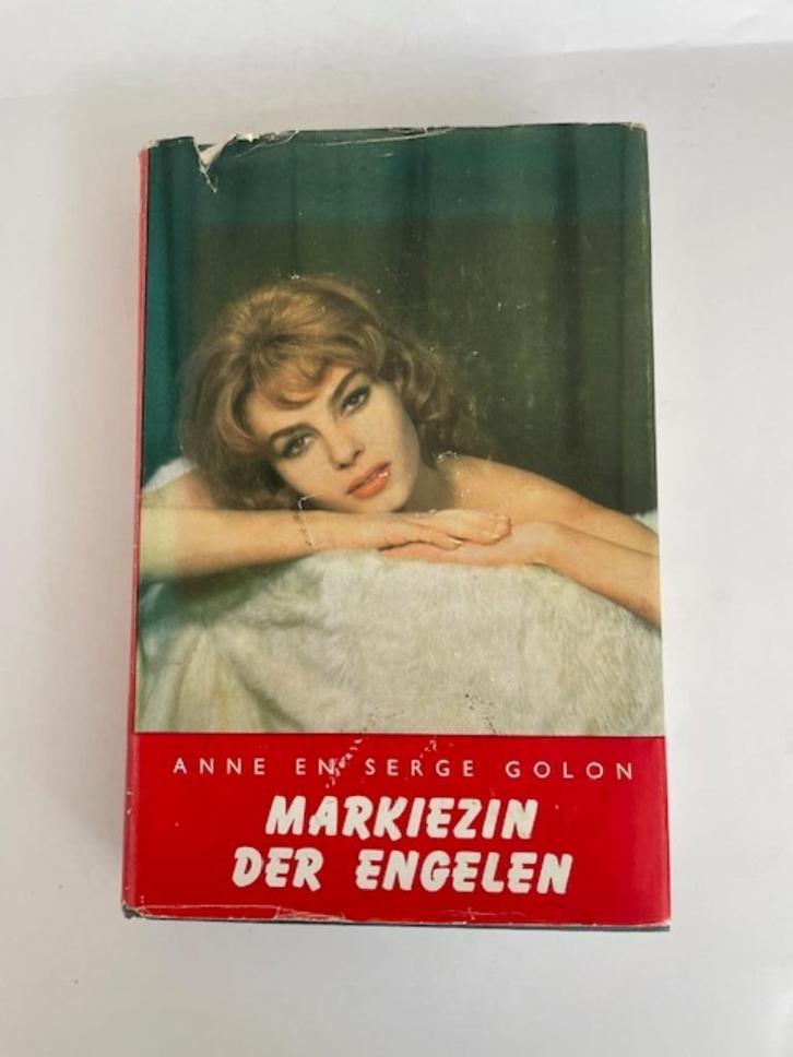 Anqelique - markiezin der engelen. Anne serge golon., Boeken, Film, Tv en Media, Gelezen, Tv-serie, Ophalen