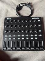 Akai Midimix - Compacte MIDI Controller, Ophalen, Zo goed als nieuw, Minder dan 5 kanalen, Microfooningang