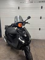 Piaggio zip 70cc 2 takt, Fietsen en Brommers, Ophalen of Verzenden, Zo goed als nieuw