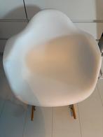 Look a like Vitra Eames schommelstoel (GRATIS), Huis en Inrichting, Stoelen, Ophalen, Zo goed als nieuw, Wit, Eén