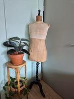 Beige elegant antique mannequin with black feet, Ophalen, Gebruikt