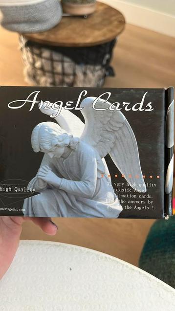 Angel cards beschikbaar voor biedingen
