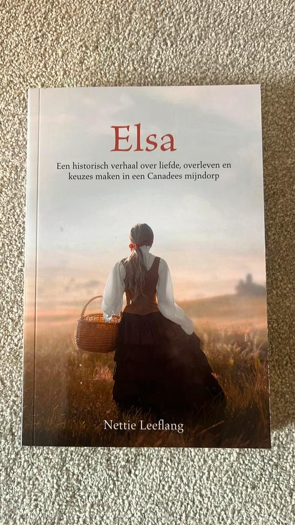 Nettie Leeflang - Elsa, Boeken, Historische romans, Zo goed als nieuw, Ophalen of Verzenden