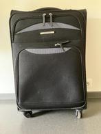 Middelgrote reiskoffer - 4 wielen - 66 x 39 x 27 cm, Sieraden, Tassen en Uiterlijk, Koffers, Uitschuifbare handgreep, Zo goed als nieuw