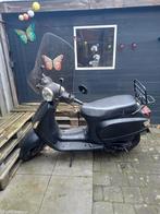 RIVA scooter blauw kenteken 2017, Fietsen en Brommers, Ophalen, Gebruikt, Benzine, Overige merken