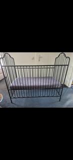 Zwart ijzeren Ledikant, Ophalen, Zo goed als nieuw, Minder dan 140 cm, Minder dan 70 cm