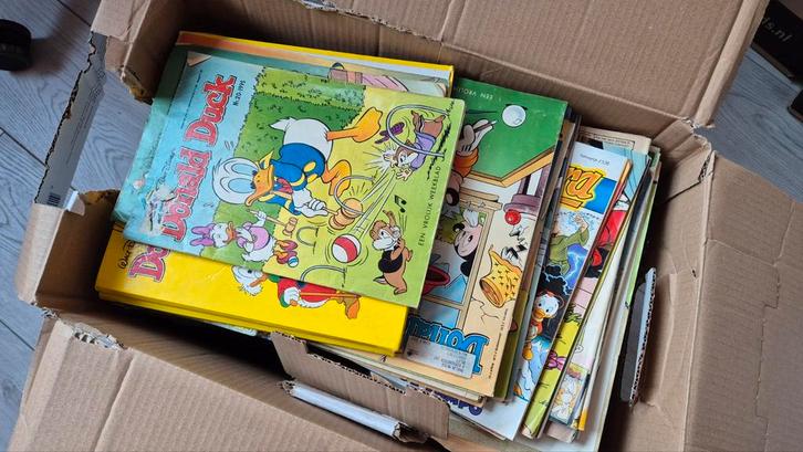 Doos Donald Ducks, begin jaren 90 tot begin jaren 0, Boeken, Stripboeken, Gelezen, Meerdere stripboeken, Ophalen