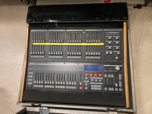 MA 24-6 dmx theater lichttafel incl case, Muziek en Instrumenten, Licht en Laser, Gebruikt, Licht, Ophalen of Verzenden