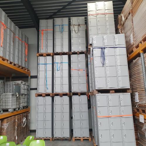 GROTE PARTIJ grijze metalen lockers kluisjes lockerkasten, Huis en Inrichting, Kasten | Lockerkasten, Gebruikt, Ophalen