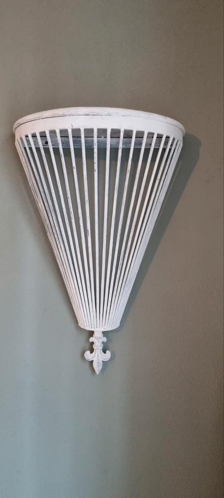 Laaks Brocante, vintage wand console Franse Lelie, Huis en Inrichting, Woonaccessoires | Wandplanken en Boekenplanken, Ophalen of Verzenden