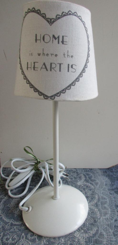 tafellamp met kap : Home is where the heart is - 35 cm, Huis en Inrichting, Lampen | Tafellampen, Gebruikt, Minder dan 50 cm, Metaal