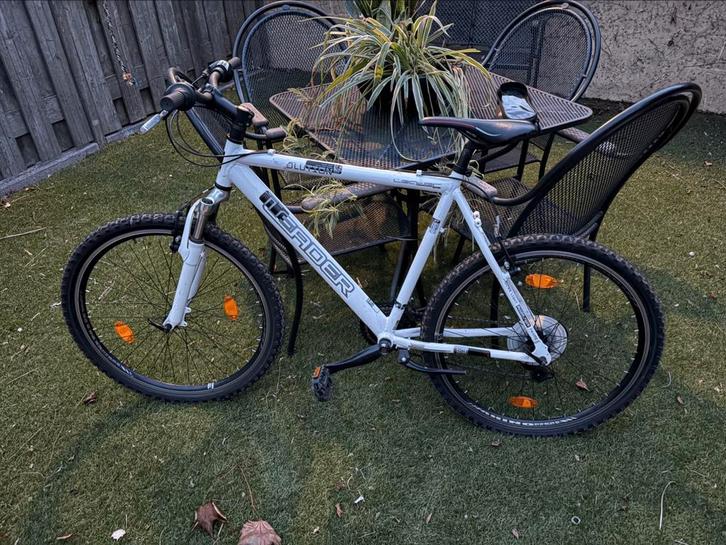 Leader solution 7005, Fietsen en Brommers, Fietsen | Mountainbikes en ATB, Zo goed als nieuw, Overige merken, Ophalen