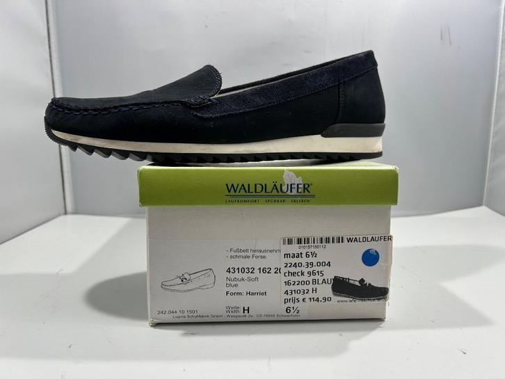 Waldlaufer, maat 40 H (wijd) donker blauw suède mocassins, Kleding | Dames, Schoenen, Zo goed als nieuw, Instappers, Blauw, Verzenden