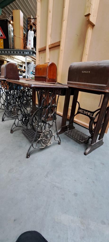 5 Antieke Singer Naaitafels - Decoratie Objecten, Ophalen of Verzenden