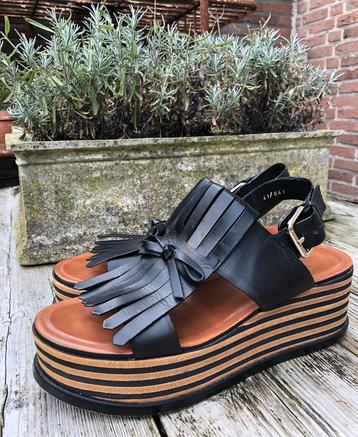 Exclusieve Elvio Zanon plateau schoenen - sandalen Mt 41 beschikbaar voor biedingen