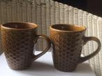2 bekers mokken retro, Ophalen of Verzenden, Zo goed als nieuw, Overige stijlen, Kop(pen) en/of Schotel(s)