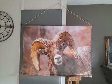 Stoere Wanddoek met Ram - Landelijke Stijl beschikbaar voor biedingen