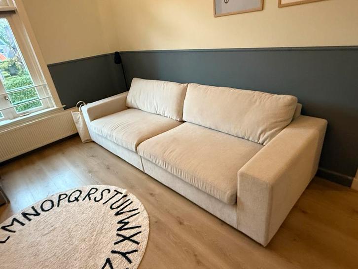 Nieuwe DECOR Amsterdam Milan bank - Nooit gebruikt!, Huis en Inrichting, Banken | Bankstellen, Nieuw, Rechte bank, Driepersoons