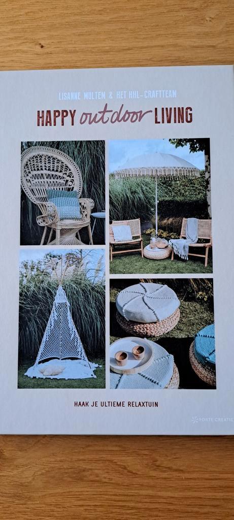 Lisanne Multem - Happy Outdoor Living, Boeken, Hobby en Vrije tijd, Zo goed als nieuw, Breien en Haken, Ophalen of Verzenden