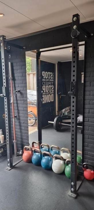 ATX Wall Rack HRW-⁠640 + 1 paar J-hooks  beschikbaar voor biedingen