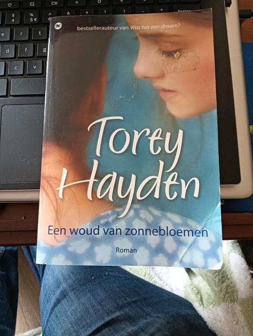 Torey Hayden - Een woud van zonnebloemen, Boeken, Literatuur, Zo goed als nieuw, Ophalen of Verzenden