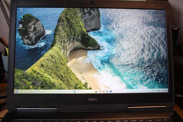 Laptop Dell Presision 7710 Workstation, Computers en Software, Servers, Zo goed als nieuw, 2 tot 3 Ghz, 32 GB, Ophalen of Verzenden