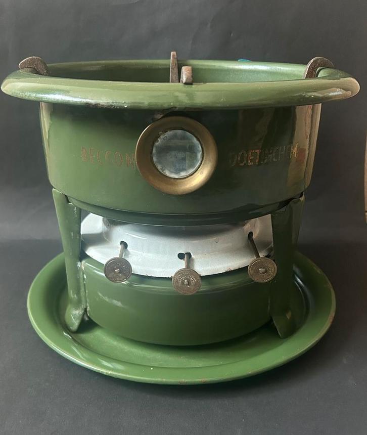 3-Pits Donkergroen Beccon Petroleumstel, Antiek en Kunst, Antiek | Emaille, Ophalen of Verzenden