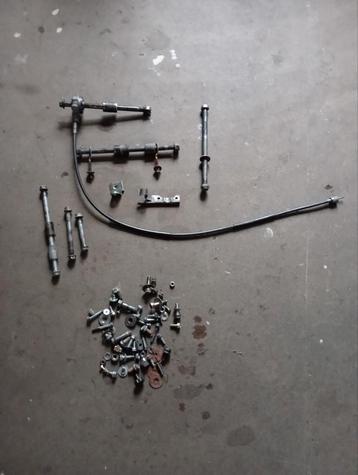 Complete set assen bouten en moeren honda mb5 mb8 beschikbaar voor biedingen