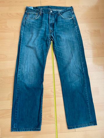 Levis 501 heren beschikbaar voor biedingen