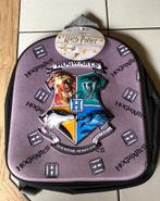 Harry Potter rugzak met Hogwarts logo in 3D nieuw met kaart, Verzamelen, Harry Potter, Nieuw, Ophalen of Verzenden, Gebruiksvoorwerp