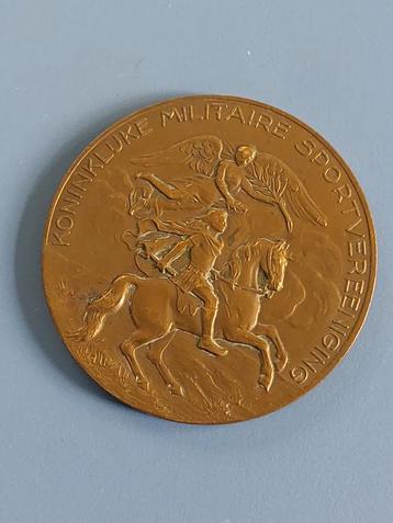 Penning koninklijke militaire vereniging cross Den Haag beschikbaar voor biedingen