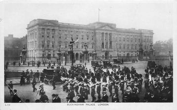 (381-173-027) London Buckingham Palace beschikbaar voor biedingen