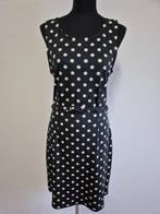 J406 - Zwart-witte polkadot King Louie jurk maat S, Maat 38/40 (M), Zwart, Ophalen of Verzenden, Zo goed als nieuw