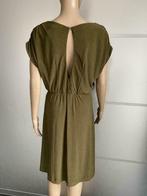 F1067 Steps maat S=36 jurk jurkje olijf-groen, Kleding | Dames, Jurken, Ophalen of Verzenden, Zo goed als nieuw, Knielengte, Steps