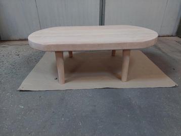 Eiken salontafel  beschikbaar voor biedingen